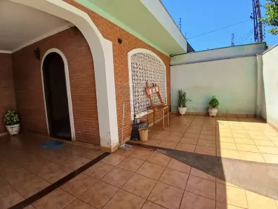 Casa com 3 Quartos à venda, 182m² no Sumarezinho, Ribeirão Preto