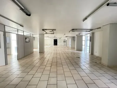 Ponto Comercial para alugar, 240m² no Centro, São José do Rio Preto