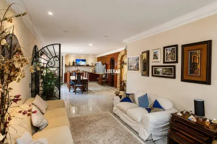 Casa com 3 Quartos à venda, 318m² no Serra, Belo Horizonte