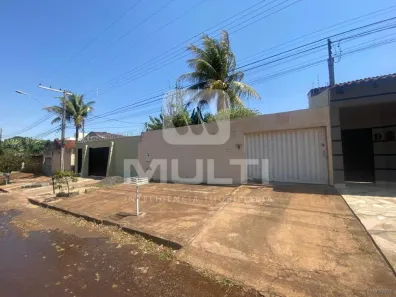 Casa com 2 Quartos à venda, 118m² no Jaraguá, Uberlândia