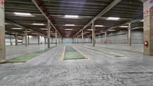 Galpão/Depósito/Armazém para alugar, 3500m² no Cooperativa, São Bernardo do Campo
