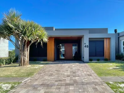 Casa de Condomínio com 4 Quartos à venda, 210m² no , Capão da Canoa