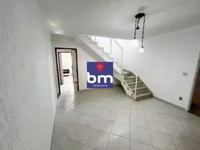 Sobrado com 3 Quartos à venda, 220m² no Jardim Santa Emília, São Paulo