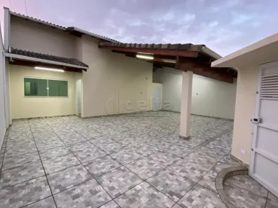 Casa com 3 Quartos à venda, 170m² no Carajás, Uberlândia