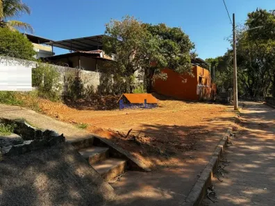 Lote/Terreno à venda, 345m² no Campo Alegre, Belo Horizonte