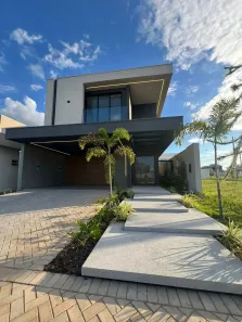 Casa de Condomínio com 4 Quartos à venda, 300m² no Morada dos Nobres, Cuiabá