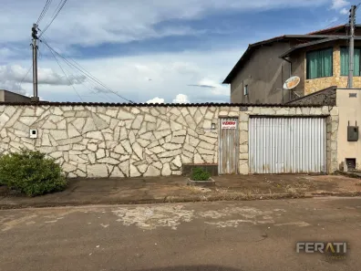 Casa com 3 Quartos à venda, 200m² no Maracanã, Anápolis