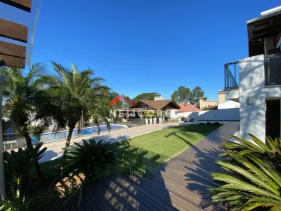 Casa com 4 Quartos à venda, 300m² no Torres, Torres