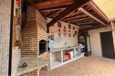 Casa com 3 Quartos à venda, 200m² no Vila Augusta, Guarulhos