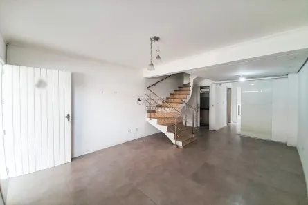 Casa de Condomínio com 2 Quartos à venda, 65m² no Rio Branco, Canoas