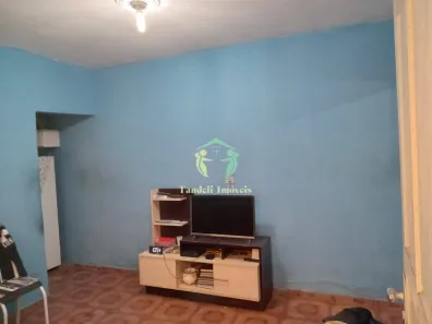 Sobrado com 8 Quartos à venda, 200m² no Jardim Marek, Santo André