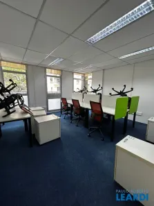 Sala Comercial à venda, 245m² no Cerqueira César, São Paulo