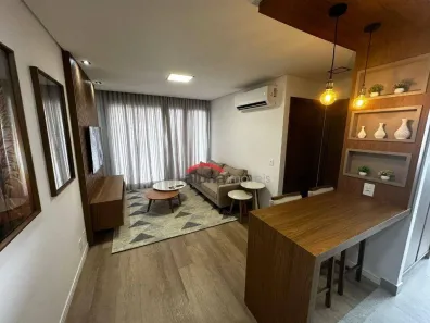Apartamento com 1 Quarto para alugar, 51m² no Cambuí, Campinas