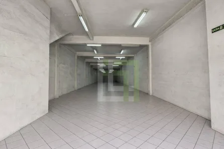 Ponto Comercial para alugar, 401m² no Vila Joana, Jundiaí