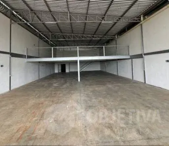 Galpão/Depósito/Armazém para alugar, 519m² no Taiaman, Uberlândia
