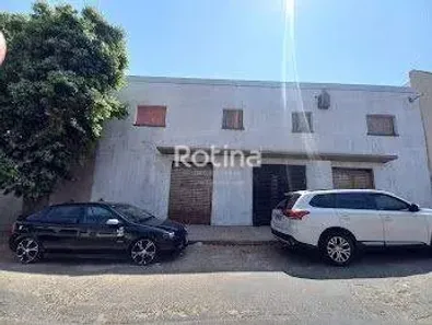 Sala Comercial para alugar, 12m² no Saraiva, Uberlândia