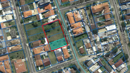 Lote/Terreno à venda, 1955m² no Novo Mundo, Curitiba