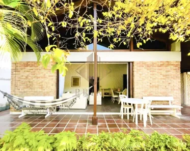 Casa com 4 Quartos à venda, 204m² no Jardim Las Palmas, Guarujá