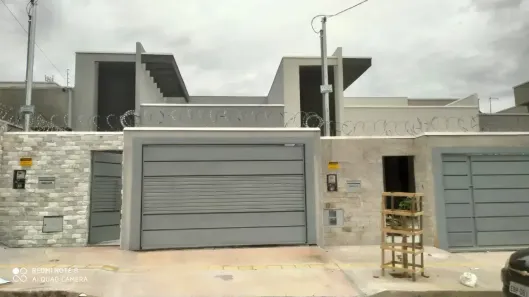Casa com 3 Quartos à venda, 256m² no Jardim Atlântico, Goiânia