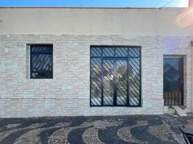 Casa com 2 Quartos para alugar, 164m² no Vila Piza, Limeira