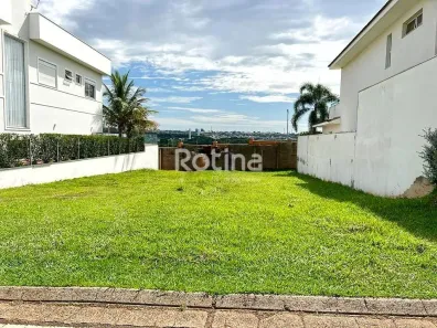 Lote/Terreno à venda, 492m² no Aclimação, Uberlândia