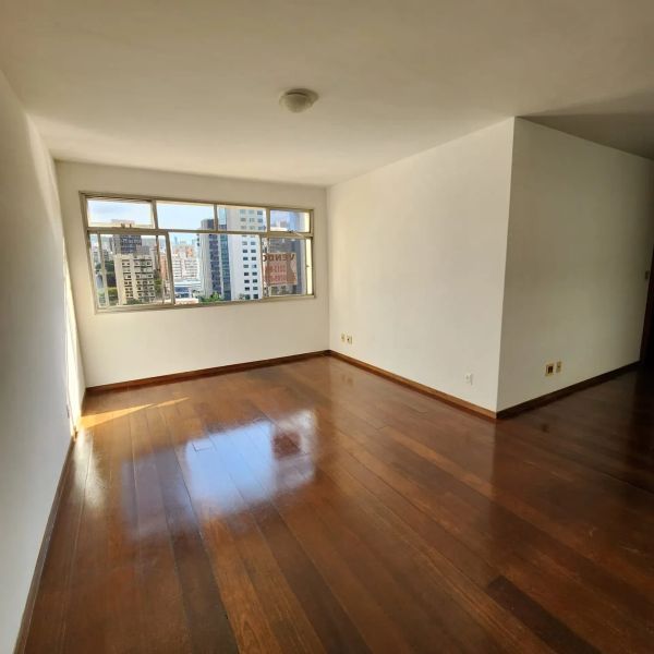 Apartamento com 3 quartos — Savassi, Belo Horizonte