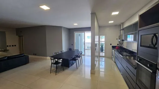 Apartamento com 3 Quartos à venda, 147m² no Canasvieiras, Florianópolis