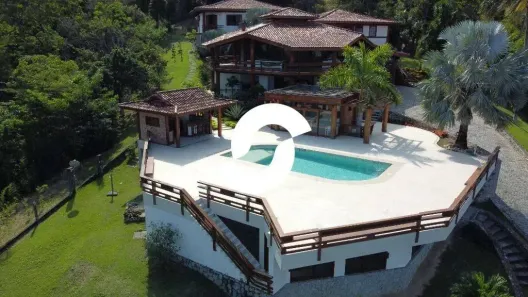Casa com 4 Quartos à venda, 559m² no Itaipu, Niterói