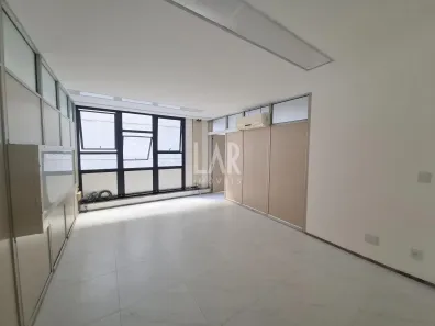 Sala Comercial para alugar, 140m² no Santa Efigênia, Belo Horizonte