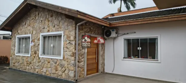Casa com 2 Quartos à venda, 147m² no Sumaré, Caraguatatuba