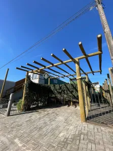 Imóvel Comercial com 5 Quartos à venda, 300m² no Araçatuba, Imbituba