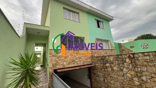 Sobrado com 3 Quartos para alugar, 186m² no Vila Ipojuca, São Paulo