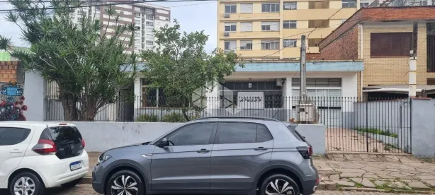 Casa com 7 Quartos à venda, 200m² no Santana, Porto Alegre