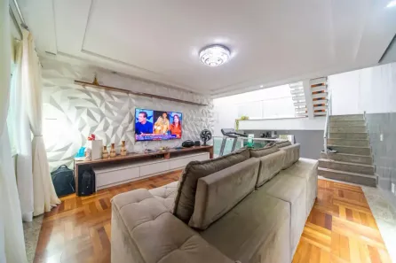 Sobrado com 3 Quartos à venda, 125m² no Vila Scarpelli, Santo André