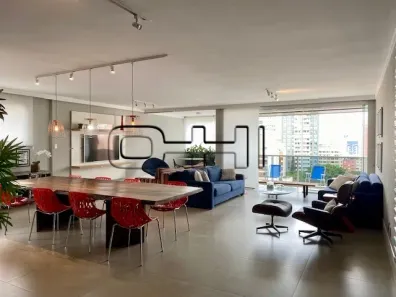 Apartamento com 3 Quartos à venda, 210m² no Santa Cecília, São Paulo
