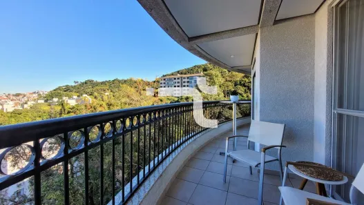Apartamento com 2 Quartos à venda, 94m² no Coqueiros, Florianópolis