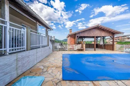 Casa com 3 Quartos para venda ou aluguel, 334m² no Badenfurt, Blumenau