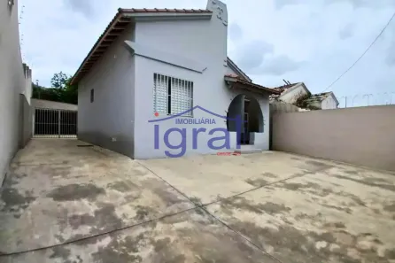 Casa com 2 Quartos para alugar, 200m² no Cidade Vargas, São Paulo