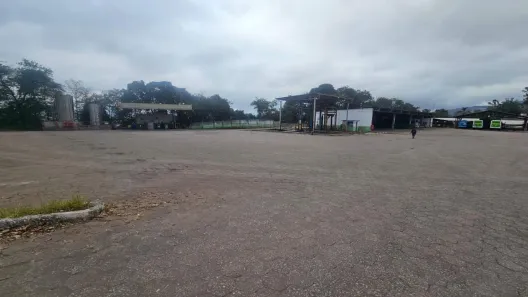 Galpão/Depósito/Armazém para alugar, 15000m² no Centro, Itabira
