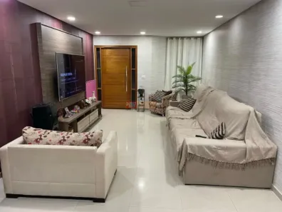 Sobrado com 3 Quartos à venda, 200m² no Vila Assunção, Santo André