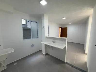 Apartamento com 2 Quartos para alugar, 49m² no Planalto, Manaus
