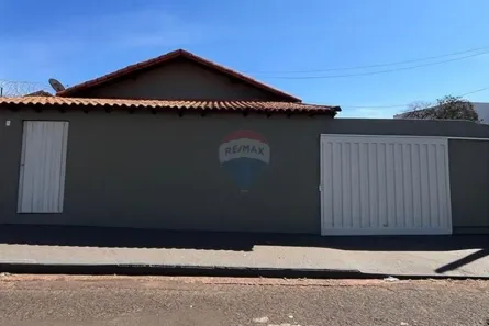 Casa com 4 Quartos à venda, 435m² no Alcides Junqueira, Ituiutaba