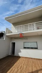 Sobrado com 2 Quartos à venda, 159m² no Parque Residencial Jaguari, Americana