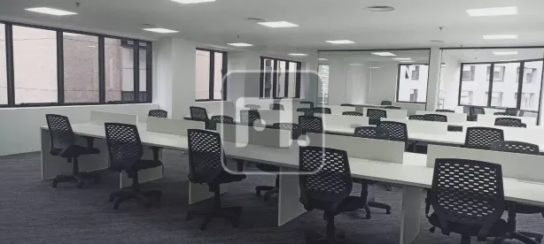 Sala Comercial para alugar, 424m² no Vila Olímpia, São Paulo