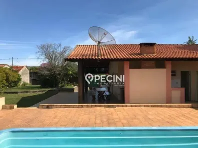Fazenda/Sítio com 5 Quartos à venda, 380m² no Centro, Analândia