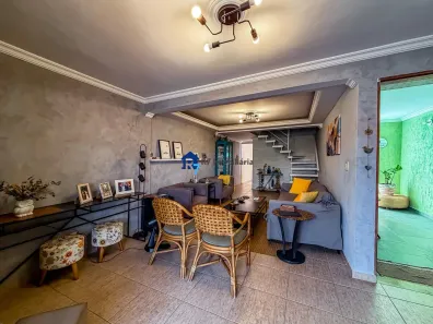 Sobrado com 4 Quartos à venda, 270m² no Cidade das Flores, Osasco