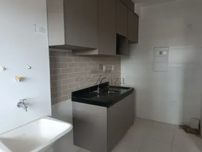 Apartamento com 2 Quartos para alugar, 60m² no Condomínio Residencial Colinas do Paratehy, São José dos Campos