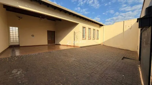 Casa com 5 Quartos para alugar, 494m² no Mercês, Uberaba