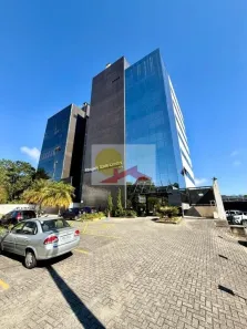 Sala Comercial para alugar, 288m² no Glória, Joinville