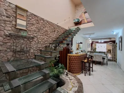 Sobrado com 4 Quartos à venda, 292m² no Vila Mazzei, São Paulo